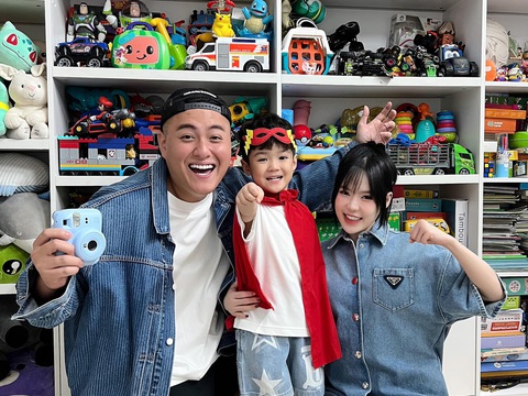 Fabo Nguyễn: “Tôi chưa bao giờ thừa nhận là rich-kid, tôi không biết nhà có bao nhiêu tiền” - Ảnh 2. Tất cả nhà và xe đều là do hai vợ chồng Fabo Nguyễn làm việc rất chăm chỉ mà có.