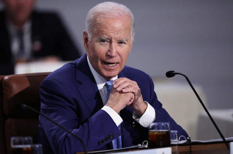 Tin tức thế giới 17-11: Israel tấn công nơi chỉ huy Hamas ẩn náu - Ảnh 2. Tổng thống Mỹ Joe Biden tham dự Hội nghị các nhà lãnh đạo kinh tế APEC ở thành phố San Francisco, bang California, Mỹ vào ngày 16-11 - Ảnh: REUTERS