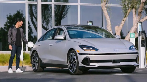 Hyundai, Kia nắm giữ top xe điện sạc nhanh nhất, Tesla suýt không có mặt trong top 10 - Ảnh 1. Xe điện Hyundai - Kia được phát hiện có tốc độ sạc nhanh nhất thị trường, có lẽ là vì nền tảng sạc 800V mà chúng được trang bị - Ảnh: InsideEVs