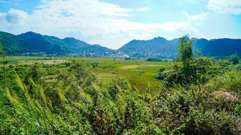 Hải Phòng: xử lý dứt điểm tồn tại đất đai để du lịch Cát Bà ‘cất cánh’ - Ảnh 5. Khu vực đất dự kiến sẽ triển khai dự án sân golf quốc tế Xuân Đám tại Cát Bà, huyện Cát Hải