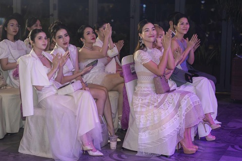 Nhiều chuyên gia, người nổi tiếng quy tụ tại tiệc kỷ niệm 20 năm thành lập Teoxane - Ảnh 9. Nhiều chuyên gia, người nổi tiếng quy tụ tại tiệc kỷ niệm 20 năm thành lập Teoxane - Ảnh 9.