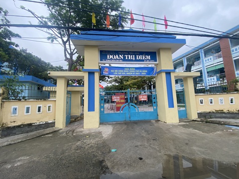 Nhiều trường quay xe vụ Đà Nẵng tính lắp hơn 5 ngàn điều hòa trong lớp học - Ảnh 1. Phụ huynh Trường Đoàn Thị Điểm đã nói không với việc chi trả phí máy lạnh lớp học - Ảnh: B.D.