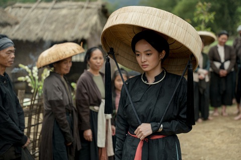 Phim "Người vợ cuối cùng" được chăm chút tỉ mỉ ở phục trang - Ảnh: ĐPCC Phim "Người vợ cuối cùng" được chăm chút tỉ mỉ ở phục trang - Ảnh: ĐPCC