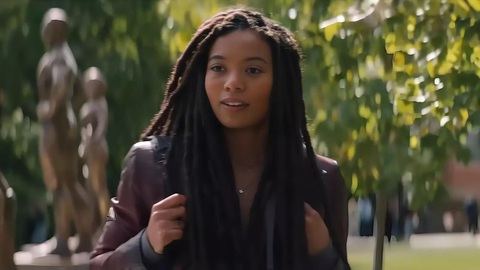 Phim siêu anh hùng 'Gen V' gây sốt toàn cầu - Ảnh 1. Jaz Sinclair trong vai Marie Moreau của Gen V - Ảnh: Amazon Prime