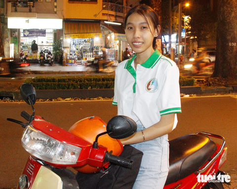 Chiếc xe máy cũ anh trai mua cho vẫn thường dở chứng bất ngờ trên đường - Ảnh: C.TRIỆU Chiếc xe máy cũ anh trai mua cho vẫn thường dở chứng bất ngờ trên đường - Ảnh: C.TRIỆU
