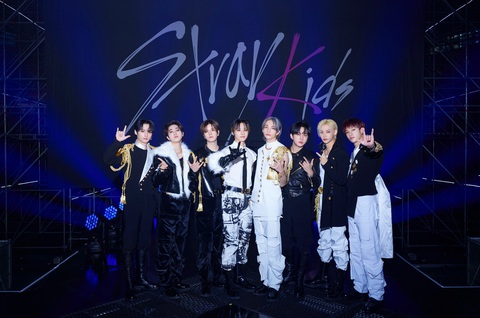 Stray Kids thắng giải Album K-pop hàng đầu trước Jimin, Newjeans, TXT và TWICE - Ảnh: Billboard Stray Kids thắng giải Album K-pop hàng đầu trước Jimin, NewJeans, TXT và TWICE - Ảnh: Billboard