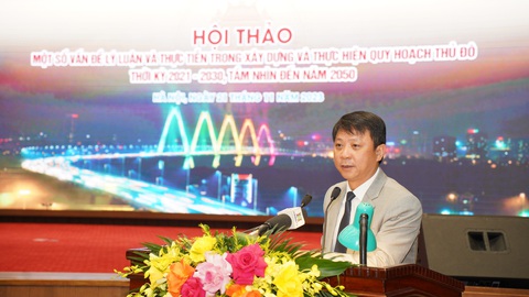 Nguyên phó chủ tịch Quốc hội: 'Tại sao chỉ nghĩ quy hoạch Hà Nội đến 2065 mà không phải 2100?' - Ảnh 2. PGS.TS Nguyễn Ngọc Hà - phó tổng biên tập tạp chí Cộng Sản - Ảnh: QUANG VIỄN