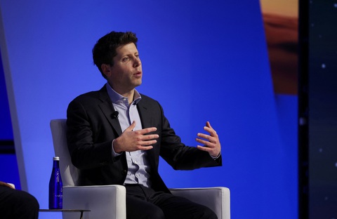 Cựu CEO OpenAI Sam Altman phát biểu tại Tuần lễ cấp cao APEC 2023 tại San Francisco (Mỹ) ngày 16-11, chỉ hai ngày trước khi được thông báo bị sa thải - Ảnh: REUTERS Cựu CEO OpenAI Sam Altman phát biểu tại Tuần lễ cấp cao APEC 2023 tại San Francisco (Mỹ) ngày 16-11, chỉ hai ngày trước khi được thông báo bị sa thải - Ảnh: REUTERS
