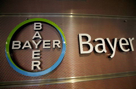 Monsanto của Bayer bồi thường hàng trăm triệu USD vì phơi nhiễm hóa chất tại trường học- Ảnh 1. Bồi thẩm đoàn tại tòa án bang Washington, Mỹ đã yêu cầu công ty con Monsanto của Bayer bồi thường 165 triệu USD cho các nhân viên trường học bị phơi nhiễm hóa chất - Ảnh: REUTERS