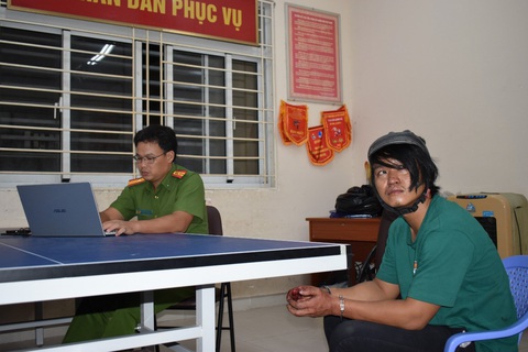 Khởi tố, tạm giam bị can giết người, phóng hỏa khiến 3 người chết ở quận 8- Ảnh 1. Nguyễn Văn Nhu tại cơ quan công an - Ảnh công an cung cấp