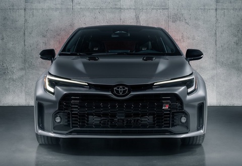 Toyota, Mercedes-Benz, BMW vào top 10 thương hiệu giá trị nhất thế giới- Ảnh 2. Toyota, trong 2 năm gần nhất, chỉ chịu thua nhóm 5 đại gia công nghệ đã dẫn đầu giá trị thương hiệu toàn cầu nhiều năm qua - Ảnh: Toyota