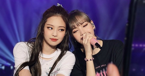 Jennie và Lisa (BlackPink) cùng lập kỷ lục trên Spotify- Ảnh 1. Jennie và Lisa - hai nữ nghệ sĩ hàng đầu K-pop - Ảnh: Soompi