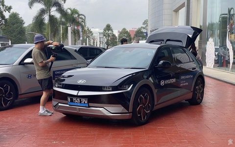Đoàn 5 chiếc Hyundai Ioniq 5 chạy hơn 2.700km xuyên Đông Nam Á, sắp đến Việt Nam- Ảnh 4. Đoàn 5 chiếc Hyundai Ioniq 5 chạy hơn 2.700km xuyên Đông Nam Á, sắp đến Việt Nam- Ảnh 4.