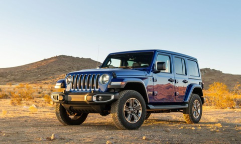Jeep Wrangler SUV - Ảnh: Car and Driver Xe hybrid Jeep Wrangler SUV được thu hồi tại thị trường Mỹ để sửa chữa - Ảnh: Car and Driver