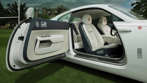Cửa nghịch kiểu Rolls-Royce rất đẹp, không phải hãng nào cũng dám làm- Ảnh 2. Cửa nghịch thường là cửa sau, nhưng một số mẫu xe cũng sử dụng cửa nghịch làm cửa trước, thường thấy nhất là xe 2 cửa - Ảnh: Rolls-Royce