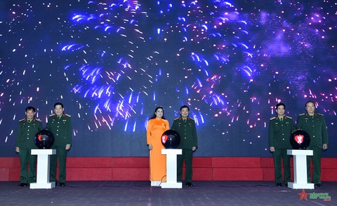 Quân đội phát động Tháng hành động vì bình đẳng giới- Ảnh 1. Lễ phát động Tháng hành động vì bình đẳng giới và phòng ngừa, ứng phó với bạo lực trên cơ sở giới năm 2023 trong quân đội - Ảnh: QĐND