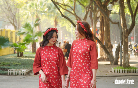 Đề nghị báo cáo tình hình nợ lương, mức thưởng Tết- Ảnh 1. Người lao động sẽ biết mức thưởng Tết từ ngày 25-12 - Ảnh: NGUYỄN HIỀN