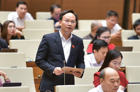 Đại biểu Phạm Văn Thịnh (Bắc Giang) ủng hộ dự thảo luật cấm tuyệt đối nồng độ cồn khi tham gia giao thông - Ảnh: GIA HÂN Đại biểu Phạm Văn Thịnh (Bắc Giang) ủng hộ dự thảo luật cấm tuyệt đối nồng độ cồn khi tham gia giao thông - Ảnh: GIA HÂN