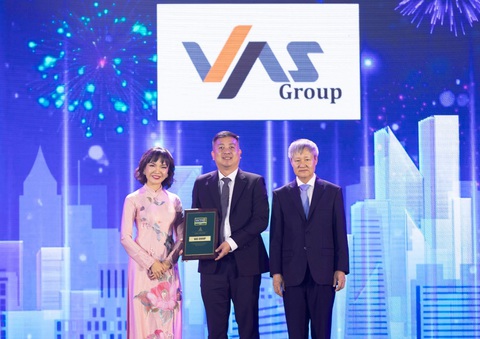 Đặt nhân sự làm trọng tâm, tập đoàn VAS vào 'Top 100 Nơi làm việc tốt nhất Việt Nam'- Ảnh 1. Đặt nhân sự làm trọng tâm, tập đoàn VAS vào 'Top 100 Nơi làm việc tốt nhất Việt Nam'- Ảnh 1.