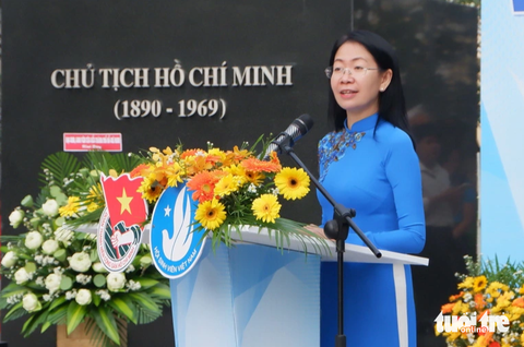 TP.HCM vinh danh 77 thủ khoa và 80 học sinh 3 rèn luyện- Ảnh 2. Bí thư Thành Đoàn TP.HCM Phan Thị Thanh Phương phát biểu chúc mừng các điển hình được vinh danh - Ảnh: K.ANH