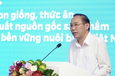 Trung Quốc ngừng nhập khẩu tôm hùm bông: Gỡ vướng thế nào?- Ảnh 3. Thứ trưởng Bộ Nông nghiệp và Phát triển nông thôn Phùng Đức Tiến phát biểu tại hội nghị - Ảnh: TRẦN HƯỚNG