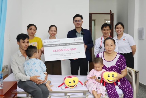 Blackstones trở thành cầu nối giúp trao gửi yêu thương đến trẻ em- Ảnh 3. Blackstones trở thành cầu nối giúp trao gửi yêu thương đến trẻ em- Ảnh 3.