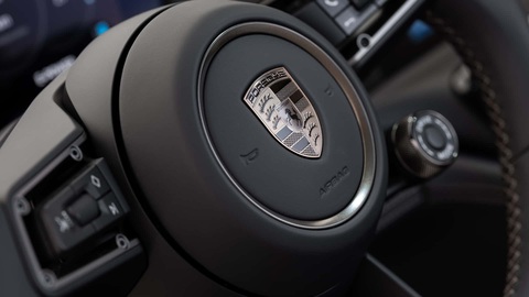 Porsche Panamera 2025 nâng cấp lớn nội thất, nhiều tùy chọn điện hóa, giá quy đổi từ 2,47 tỉ đồng- Ảnh 12. Porsche Panamera 2025 nâng cấp lớn nội thất, nhiều tùy chọn điện hóa, giá quy đổi từ 2,47 tỉ đồng- Ảnh 12.