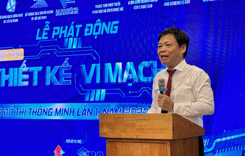 TP.HCM lần đầu tổ chức thi thiết kế vi mạch- Ảnh 2. Tiến sĩ Lê Quốc Cường, phó trưởng Ban quản lý Khu công nghệ cao TP.HCM - Ảnh: KHU CÔNG NGHỆ CAO