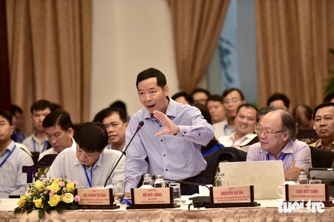 Thủ tướng: Cảng Cần Giờ là đột phá, vượt tầm, chờ đồng thuận hết thì chẳng bao giờ làm được- Ảnh 2. TS Vũ Thành Tự Anh phát biểu - Ảnh: T.T.D.