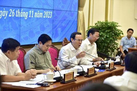 Bí thư Nguyễn Văn Nên phát biểu tại phiên họp - Ảnh: T.T.D Bí thư Nguyễn Văn Nên phát biểu tại phiên họp - Ảnh: T.T.D