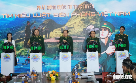 Chính thức phát động thi trực tuyến tìm hiểu Luật Biên phòng Việt Nam- Ảnh 1. Phát động cuộc thi trực tuyến tìm hiểu Luật Biên phòng Việt Nam - Ảnh: HÀ THANH