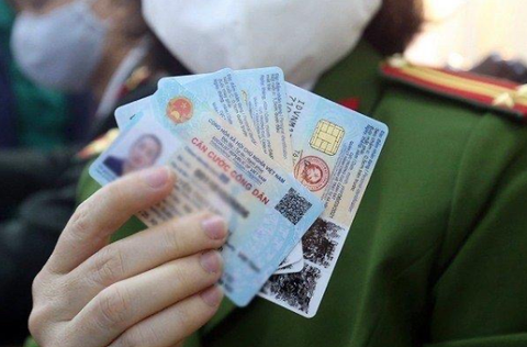 Tin tức sáng 2-2: Kêu gọi người dân hiến máu; Đề xuất phạt 30 triệu nếu 'lập lờ' khi bán bảo hiểm- Ảnh 2. Ngoài căn cước gắn chip, sắp tới có thể có căn cước điện tử