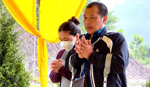 Vụ trao con, nhận cốt: Yêu cầu làm rõ nguyên nhân cháu bé tử vong- Ảnh 3. Bị can Lê Minh Quang (46 tuổi), và Cao Thị Thu Bích (40 tuổi) - Ảnh: Tư liệu