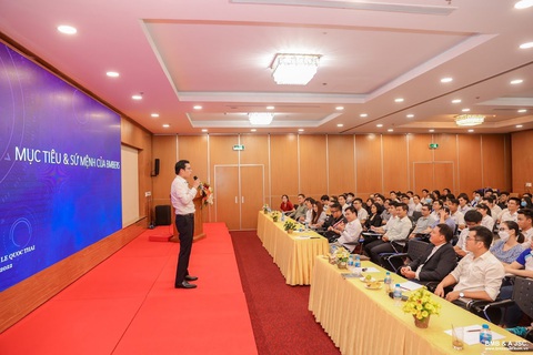 BMB Steel nhận giải ‘Top 100 Nơi làm việc tốt nhất Việt Nam’- Ảnh 4. BMB Steel nhận giải ‘Top 100 Nơi làm việc tốt nhất Việt Nam’- Ảnh 4.