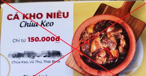 Dân tá hỏa vì tưởng chùa Keo bán... cá kho- Ảnh 1. Hình ảnh tấm thẻ in quảng cáo trên mạng xã hội Facebook khiến nhiều người lầm tưởng chùa Keo, Thái Bình sản xuất và kinh doanh... cá kho - Ảnh: TIẾN THẮNG chụp lại