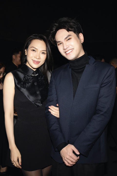 Mỹ Tâm đến chúc mừng đàn em ra mắt MV mới Mỹ Tâm khiến dân tình không khỏi rời mắt nhờ visual
