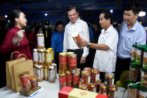Đồng Nai đổi mới phương thức tiêu thụ nông sản- Ảnh 1. Đồng Nai đổi mới phương thức tiêu thụ nông sản- Ảnh 1.