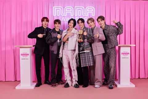 BTS thắng giải Biểu tượng toàn cầu của năm lần thứ 6 liên tiếp ở MAMA- Ảnh 9. Riize - nghệ sĩ mới được yêu thích của năm - Ảnh: BTC