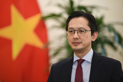 Việt Nam sẽ công bố sáng kiến ứng phó biến đổi khí hậu tại COP28- Ảnh 1. Thứ trưởng Bộ Ngoại giao Đỗ Hùng Việt - Ảnh: Bộ Ngoại giao