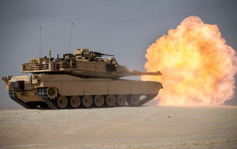 Telegraph: Xe tăng Abrams của Mỹ đã lăn bánh ở tiền tuyến Ukraine- Ảnh 1. Xe tăng Abrams M1A1 của Mỹ - Ảnh: POPULAR MECHANICS