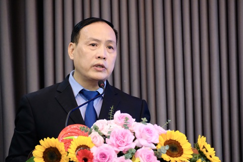 Trường đại học Công nghệ đặt mục tiêu trở thành đại học tiên tiến của châu Á- Ảnh 2. GS.TSKH Nguyễn Đình Đức - chủ tịch Hội đồng Trường đại học Công nghệ phát biểu tại buổi lễ - Ảnh: NGUYÊN BẢO