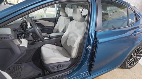 Báo Mỹ đánh giá Toyota Camry 2025: Ấn tượng nhưng không đột phá- Ảnh 12. Báo Mỹ đánh giá Toyota Camry 2025: Ấn tượng nhưng không đột phá- Ảnh 12.