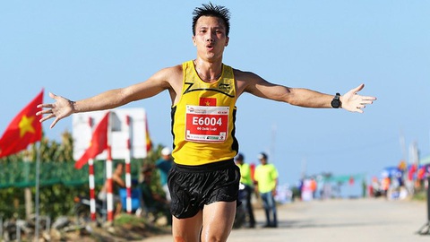 Giải chạy Run To Live treo thưởng đặc biệt ở cự ly bán marathon- Ảnh 1. Giải Run To Live treo thưởng hấp dẫn cho vận động viên phá kỷ lục của Đỗ Quốc Luật - Ảnh: BTC