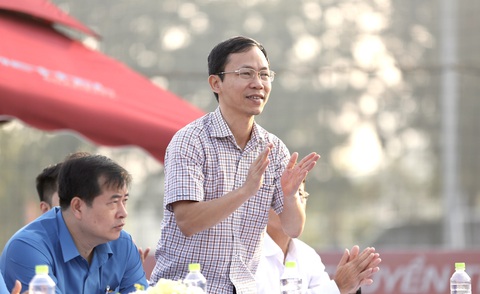 Tưng bừng khởi tranh Giải vô địch bóng đá công nhân toàn quốc 2023 khu vực Hà Nội - Ảnh 7. Ông Nguyễn Minh Châu - Phó tổng thư ký VFF tham dự lễ khai mạc giải - Ảnh: HOÀNG TÙNG