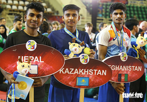 Việt Nam giành ngôi nhất toàn đoàn Giải vovinam thế giới- Ảnh 3. Giải vovinam thế giới lần 7-2023 ghi nhận nỗ lực của các nước mới phát triển vovinam. Điển hình là các đoàn Nepal, Kazakhstan hay Afghanistan chỉ có 1 VĐV tham dự - Ảnh: QUANG THỊNH