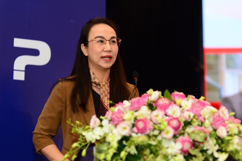 Bàn giải pháp xóa sổ tín dụng đen- Ảnh 8. TS Lê Thị Hoàng Thanh, phó vụ trưởng Vụ Pháp luật dân sự - kinh tế (Bộ Tư pháp), chia sẻ tại hội thảo - Ảnh: QUANG ĐỊNH