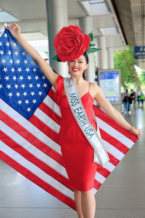 Dàn thí sinh Miss Earth 2023 diện áo dài khi đến Việt Nam- Ảnh 5. Miss Earth USA