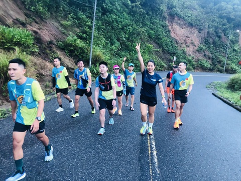 Đà Nẵng lần đầu có giải chạy lên núi Sơn Trà- Ảnh 2. Với 3 cự ly thi đấu 6km, 16km, 26km, giải chạy trên núi Sơn Trà phù hợp cho cả các vận động viên, nhóm chạy bộ - Ảnh: BTC cung cấp