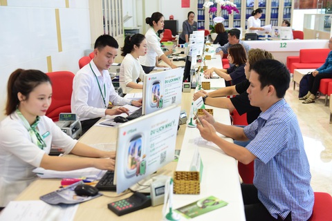 Bàn giải pháp xóa sổ tín dụng đen- Ảnh 7. Tín dụng tiêu dùng góp phần kích thích tăng trưởng kinh tế, bảo đảm an sinh xã hội, phòng chống tín dụng đen - Ảnh: QUANG ĐỊNH