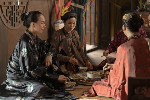 Victor Vũ chú tâm phục dựng trang phục, văn hóa truyền thống Việt qua "Người vợ cuối cùng" - Ảnh: ĐPCC Victor Vũ chú tâm phục dựng trang phục, văn hóa truyền thống Việt qua "Người vợ cuối cùng" - Ảnh: ĐPCC